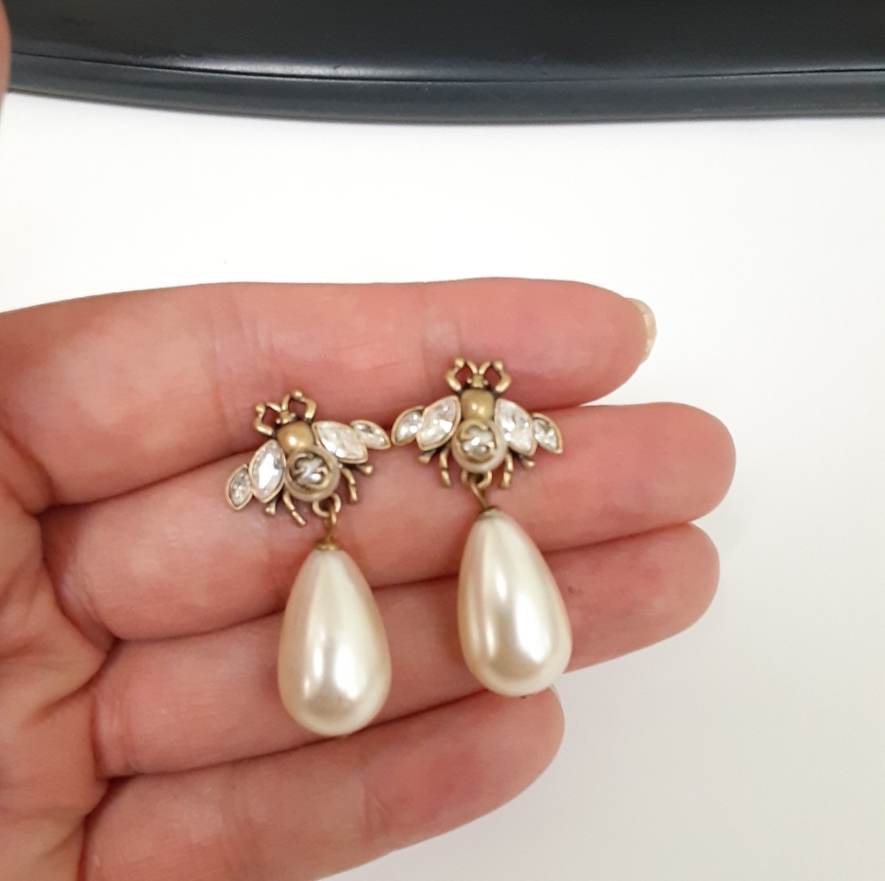 Gucci Bee earrings ●repost- serious buyer only